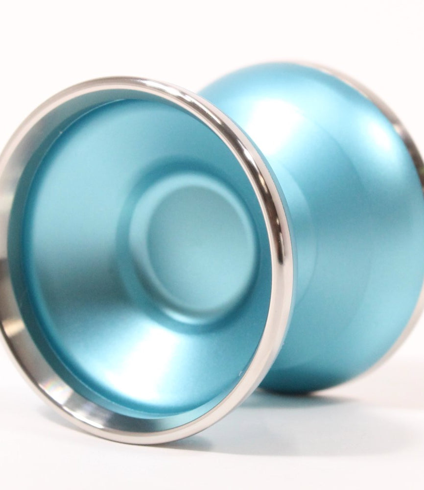 Ace Yo Flow Trigger Yo-Yo - Bi-Metal - Hong Teng Long Signature Yo-Yo — view 3