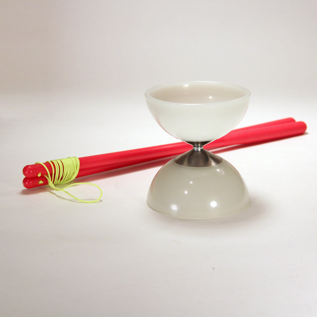 Zeekio Starburst Orbiter Glow in dark and LED Lighted 4" Diabolo - YoYoSam