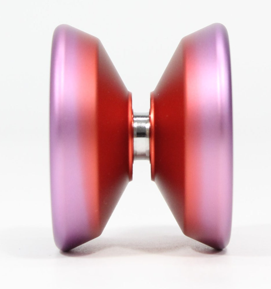 YoYoFactory Bettynova Yo-Yo - World Champion Betty Gallego Signature YoYo — view 6