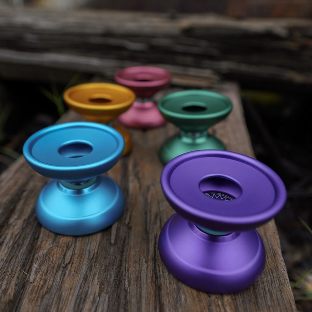CLYW Bear Trap Yo-Yo - Many Extras Included! - by Caribou Lodge Return Tops - YoYoSam