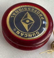 Vintage, Duncan Diamond Professional Plastic looping Yo-Yo Red with Blue Center- Very Good condition