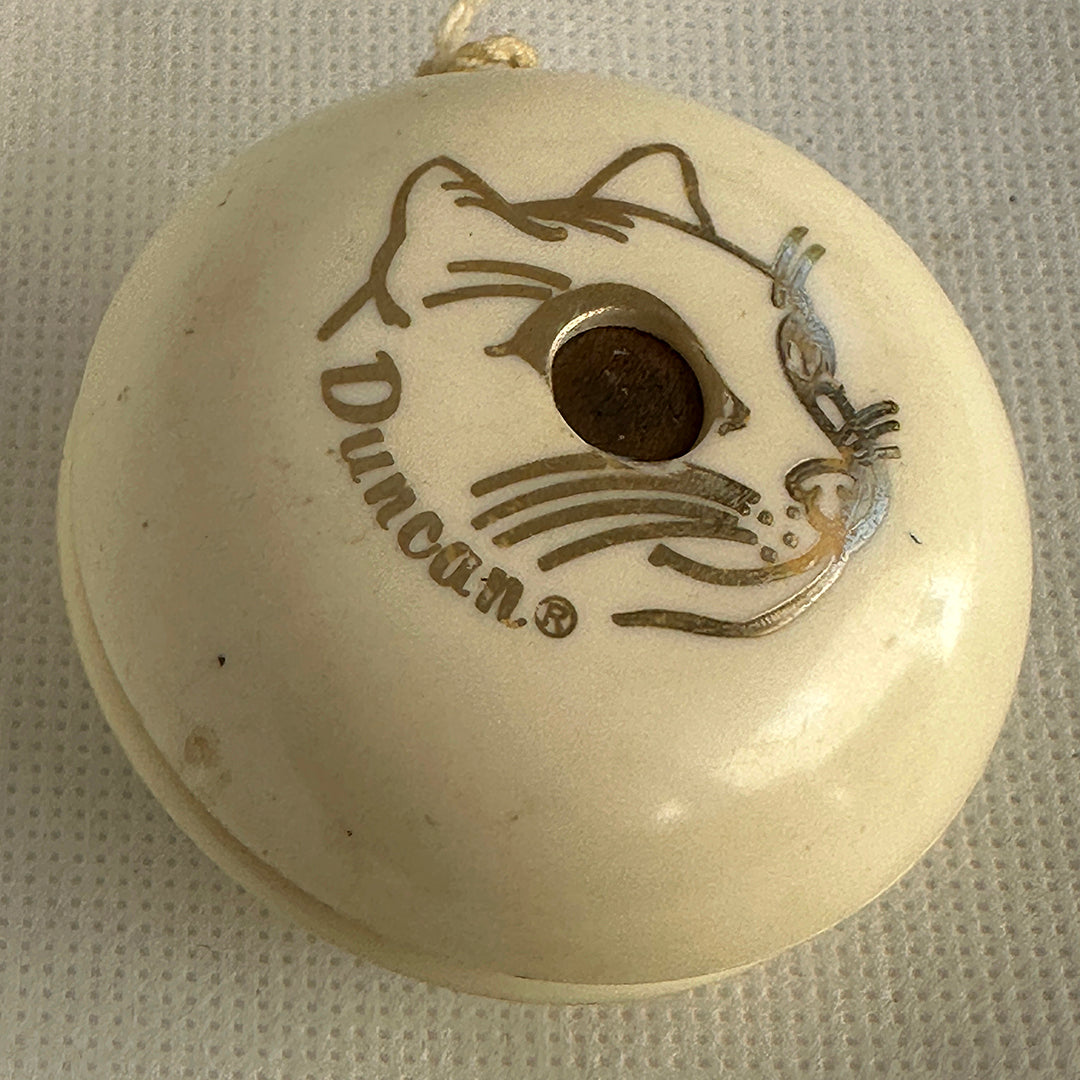 Vintage Duncan White cat Jewel Yo-Yo 80s Good Condition
