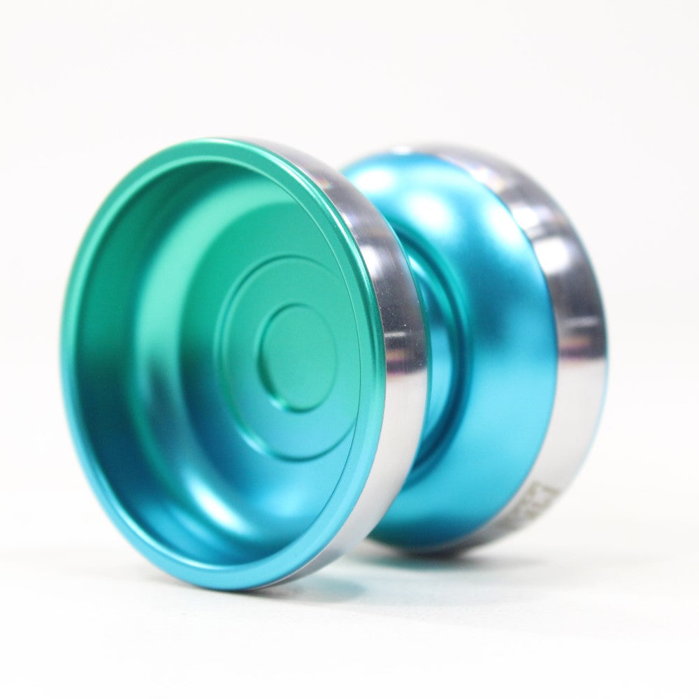 MK1 Spyglass Yo-Yo - Finger Spin Cup - Mid-sized Bi-Metal Organic YoYo — view 4
