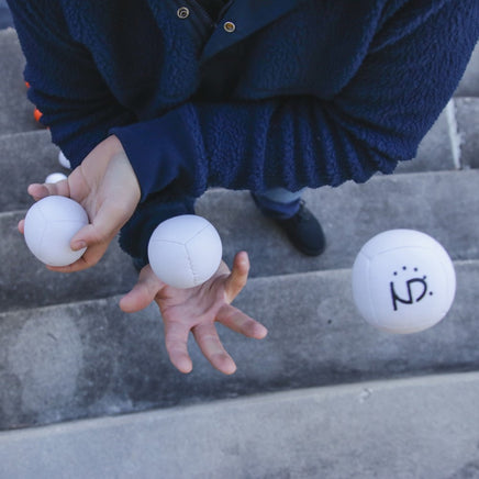 Niels Duinker Signature Juggling Ball Set- 160g each - Set of 3 - YoYoSam