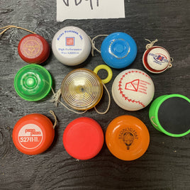 Vintage Lot of Advertising, Beginner, Novelty Yo-Yos -Various styles and colors