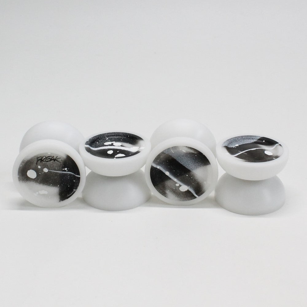 YoYo Palace Sphere Yo-Yo - POM YoYo - Pure White or Hand – YoYoSam